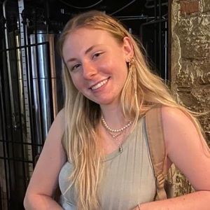 Meet your Posher, Anna